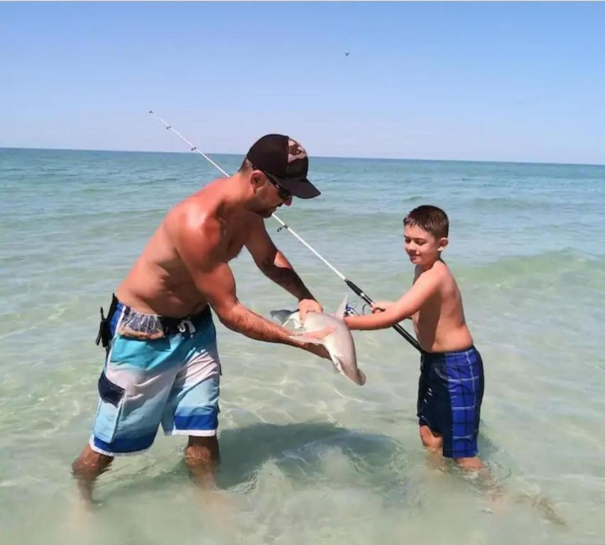 Welcome To The Best Beach Anywhere St. Pete Beach Exterior foto